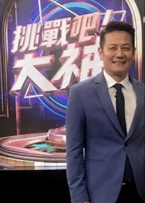 在校大学生大波波人美身材好屁股大道具自慰 - kimimi
